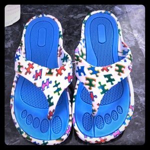 NIBag Autism Puzzle piece flip flops